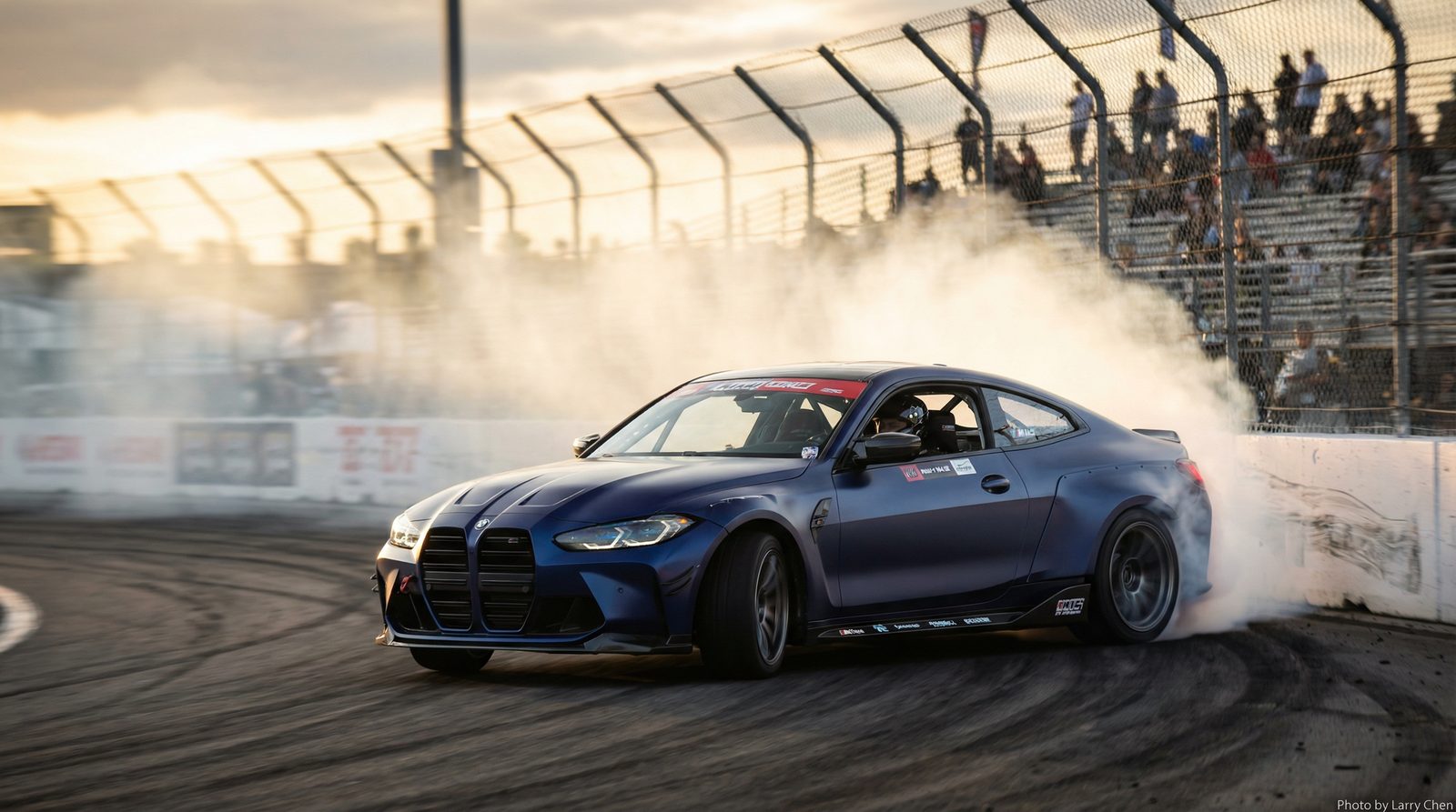 蜜桃传媒宝马M4漂移视频